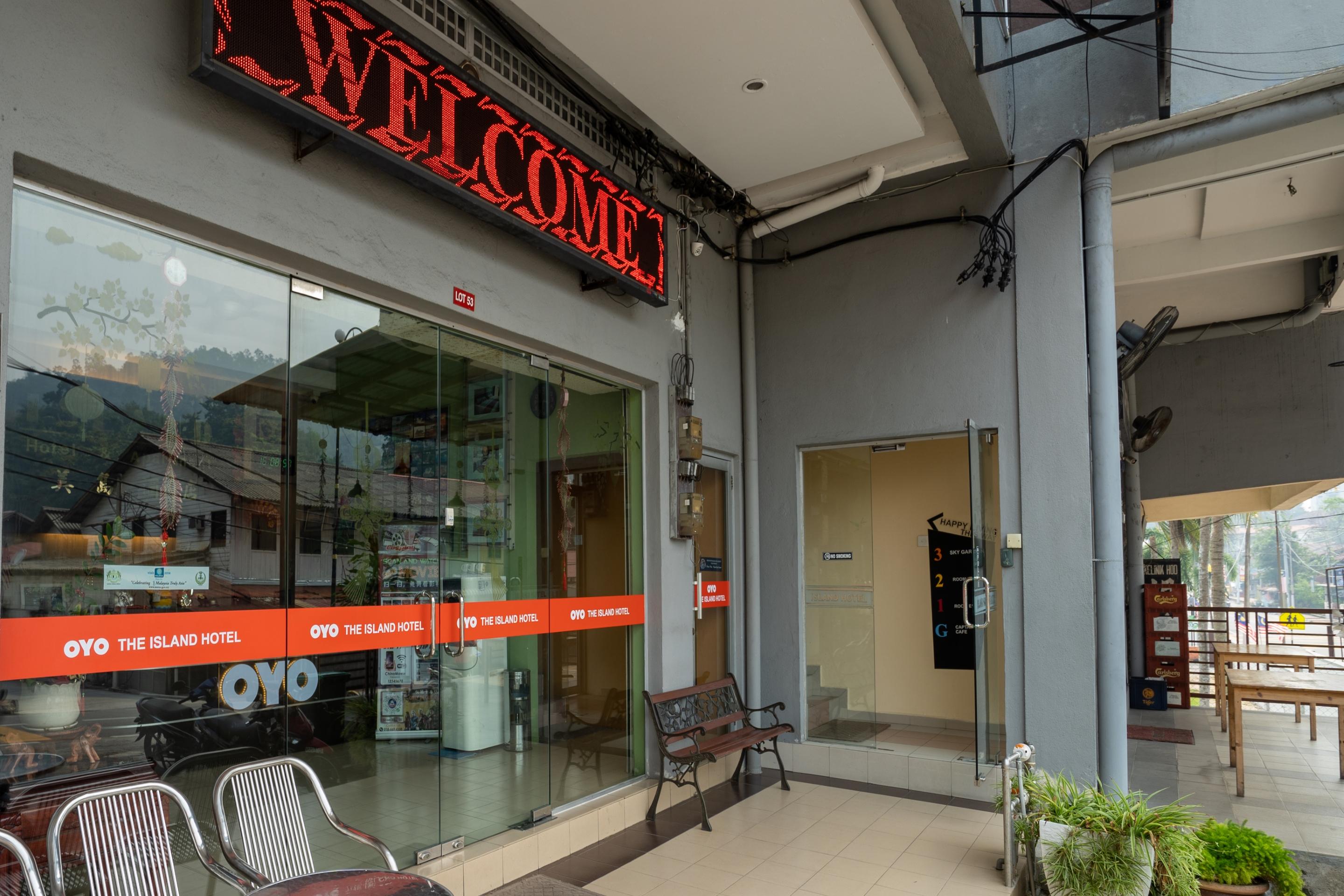 Oyo 44078岛屿酒店 卡庞帕斯班伽克 外观 照片